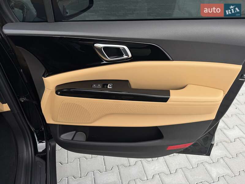 Минивэн Kia Carnival 2023 в Киеве фото 29 Минивэн Kia Carnival 2023 в Киеве