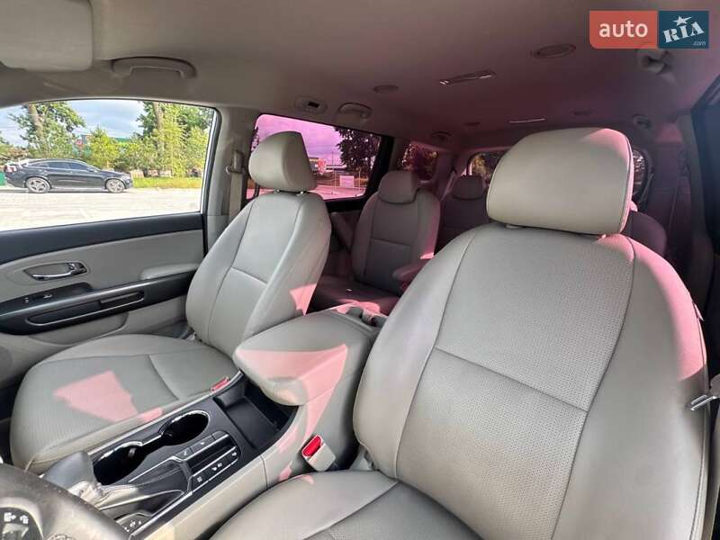 Минивэн Kia Carnival 2019 в Киеве фото 21 Минивэн Kia Carnival 2019 в Киеве