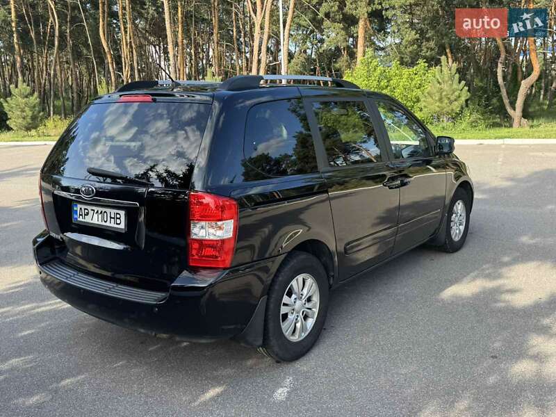 Мінівен Kia Carnival 2012 в Вінниці