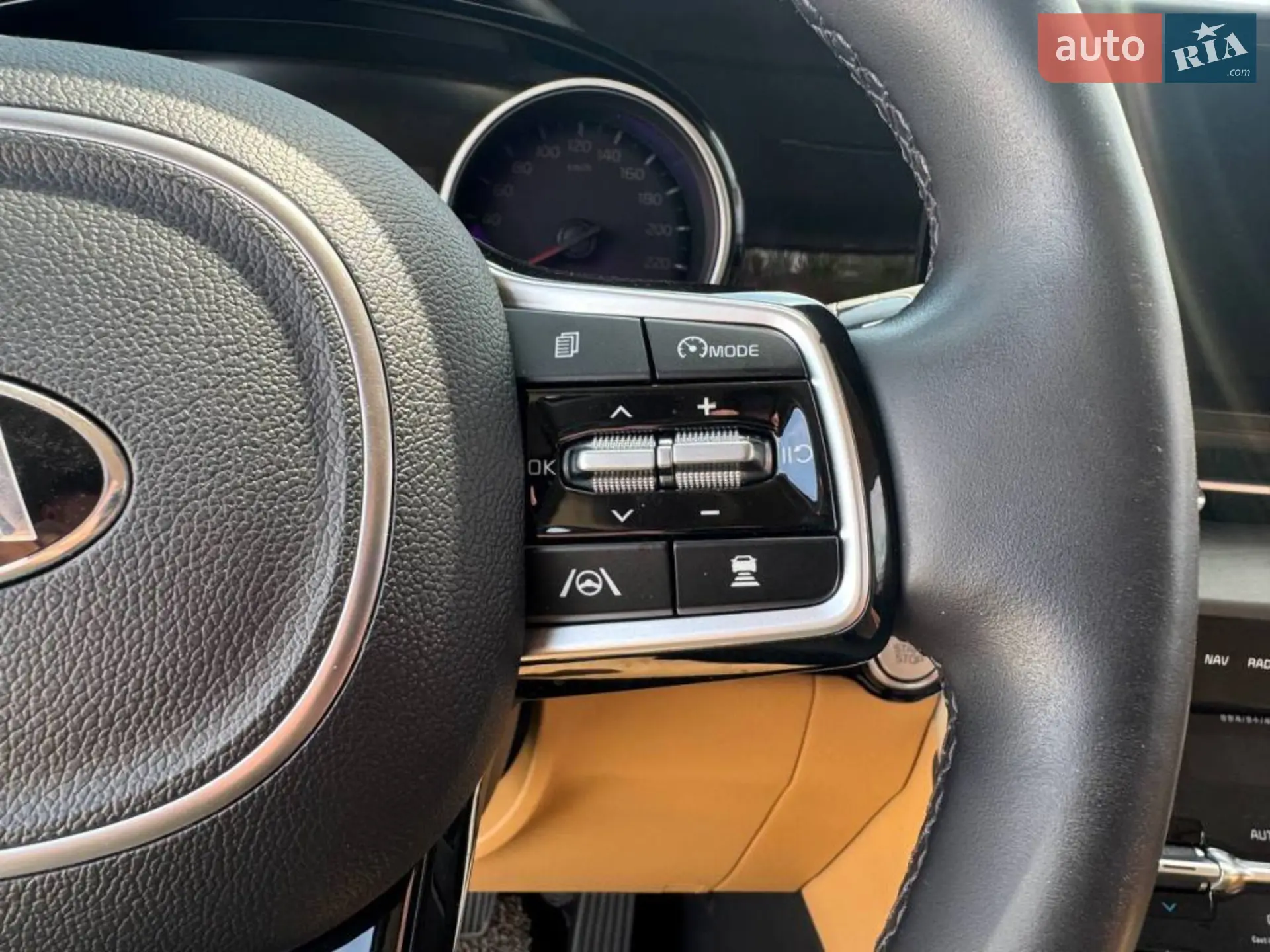 2021 Kia Carnival - мініатюра 12