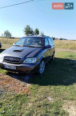 Мінівен Kia Carnival 1998 в Києві