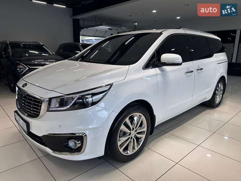 Kia Carnival 2015