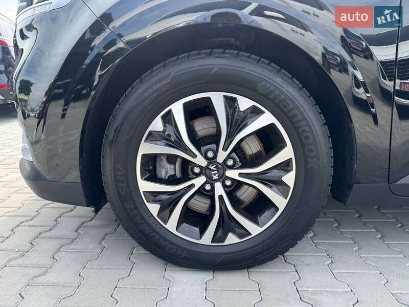 Мінівен Kia Carnival 2021 в Києві