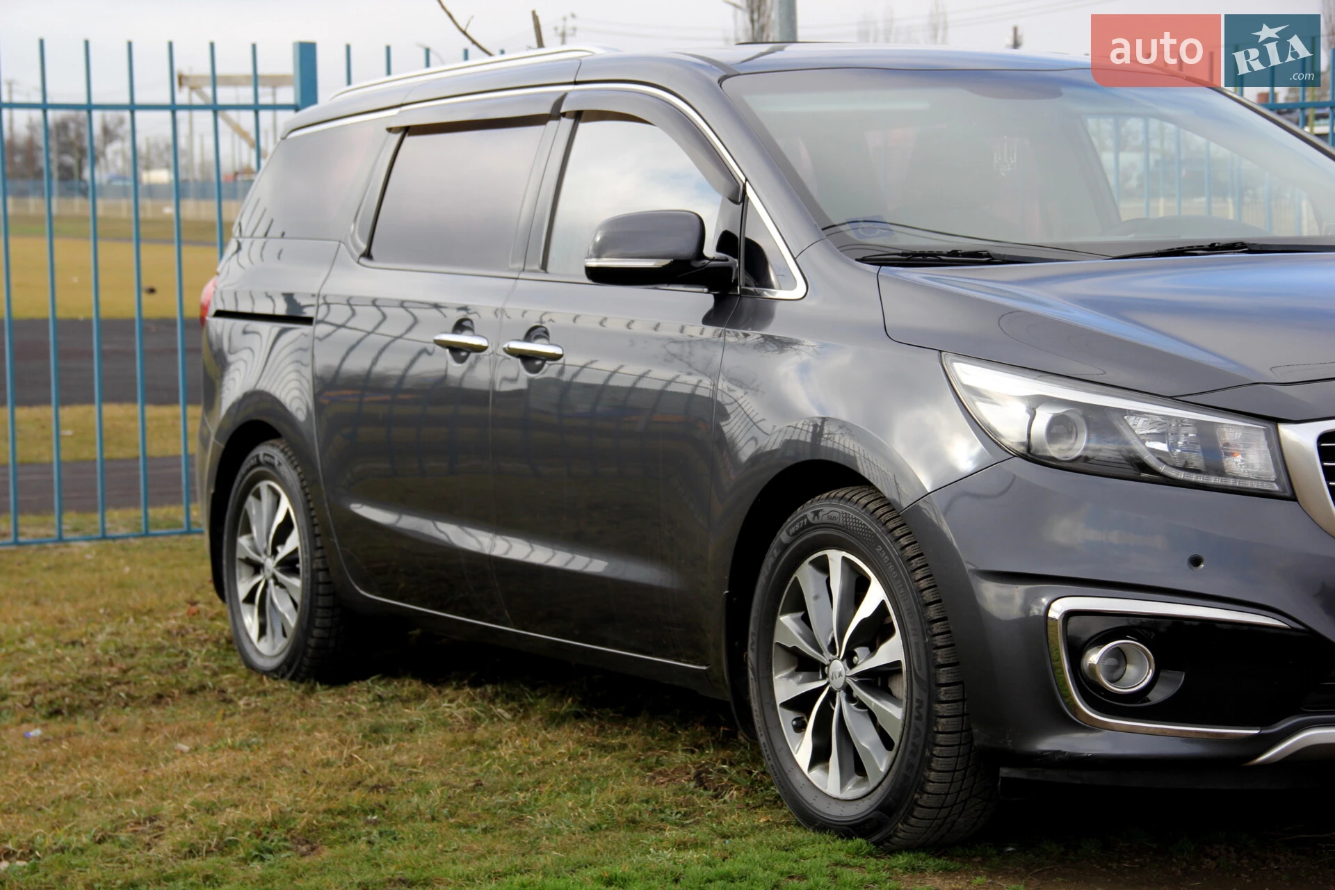 2015 Kia Carnival - мініатюра 6