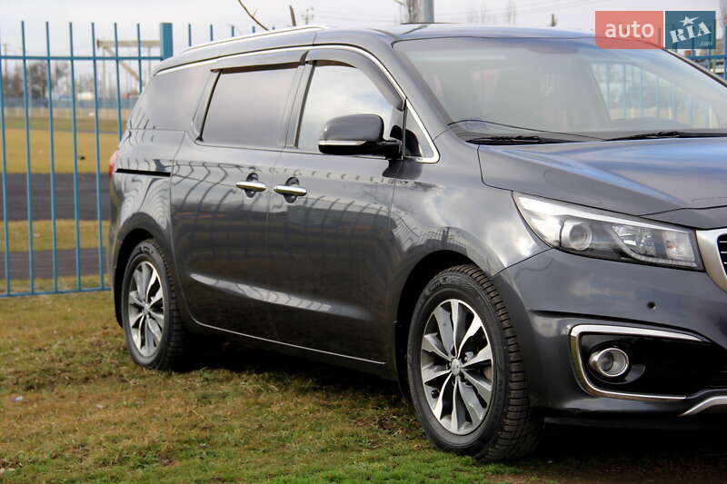 Минивэн Kia Carnival 2015 в Одессе