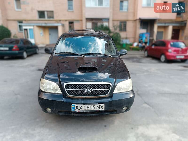Kia Carnival 2003