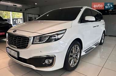Минивэн Kia Carnival 2016 в Одессе