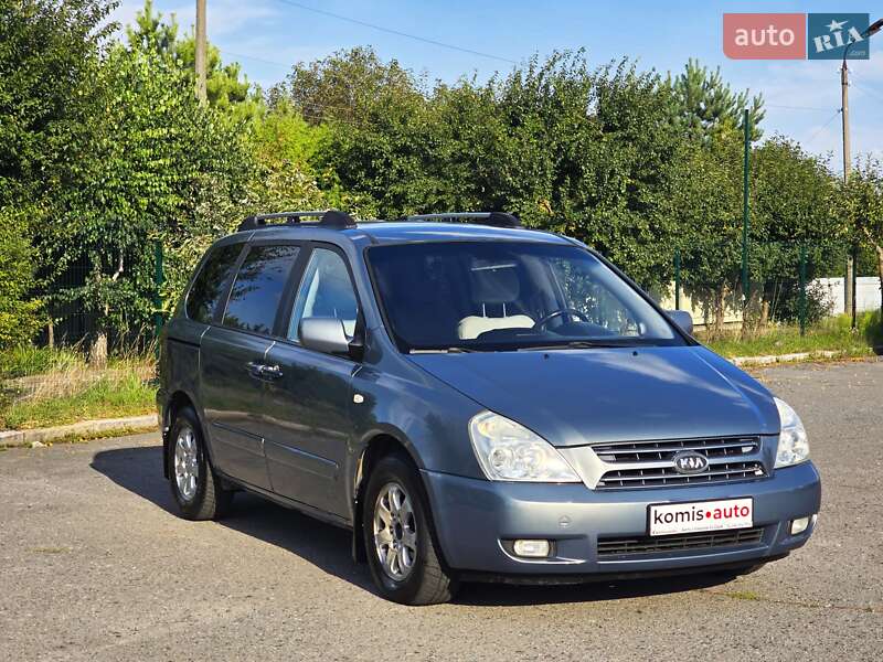 Минивэн Kia Carnival 2008 в Хмельницком