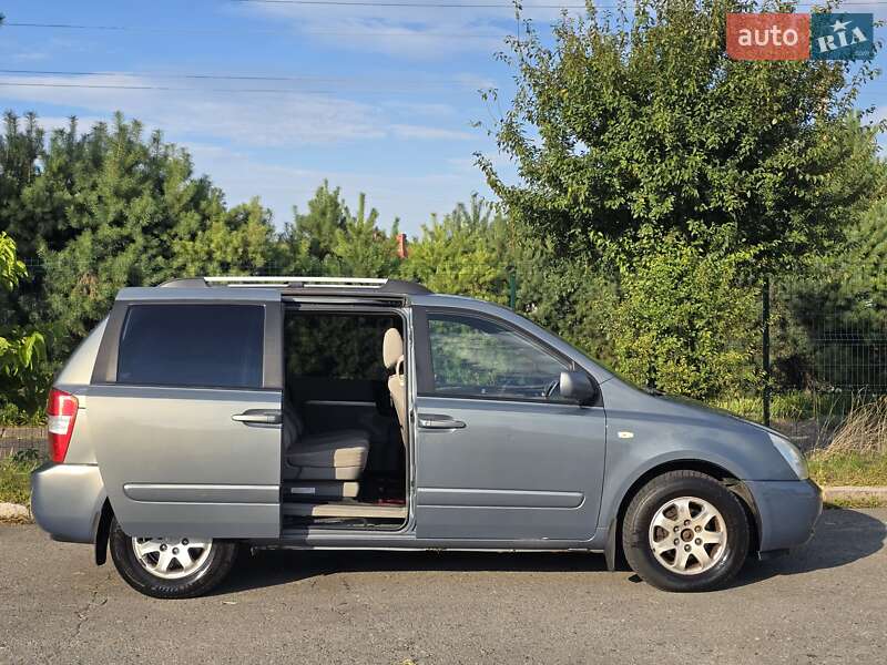 Минивэн Kia Carnival 2008 в Хмельницком