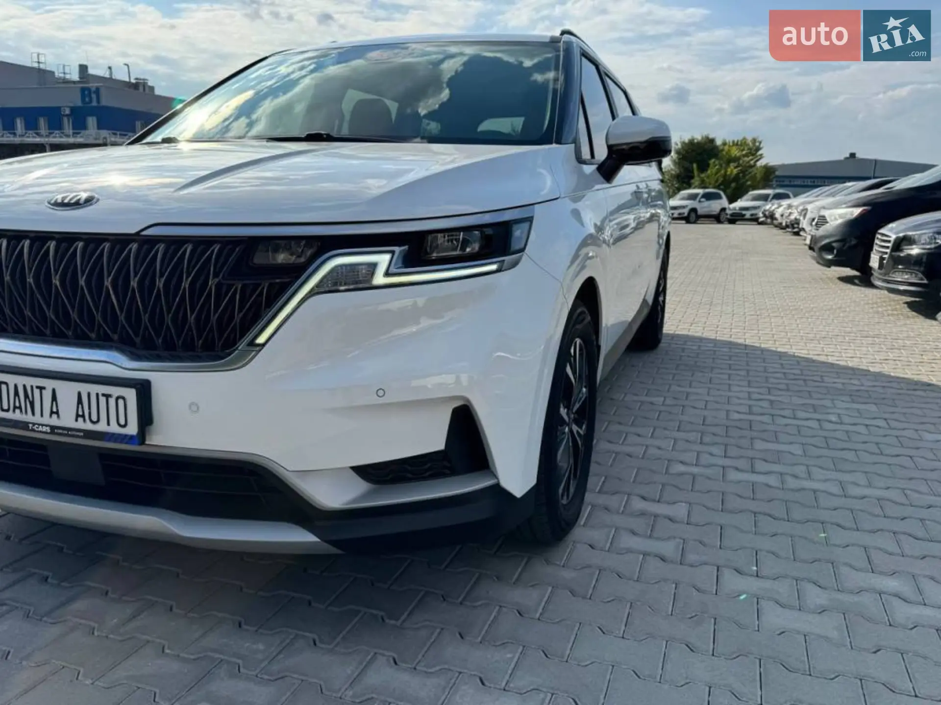 2021 Kia Carnival - мініатюра 2