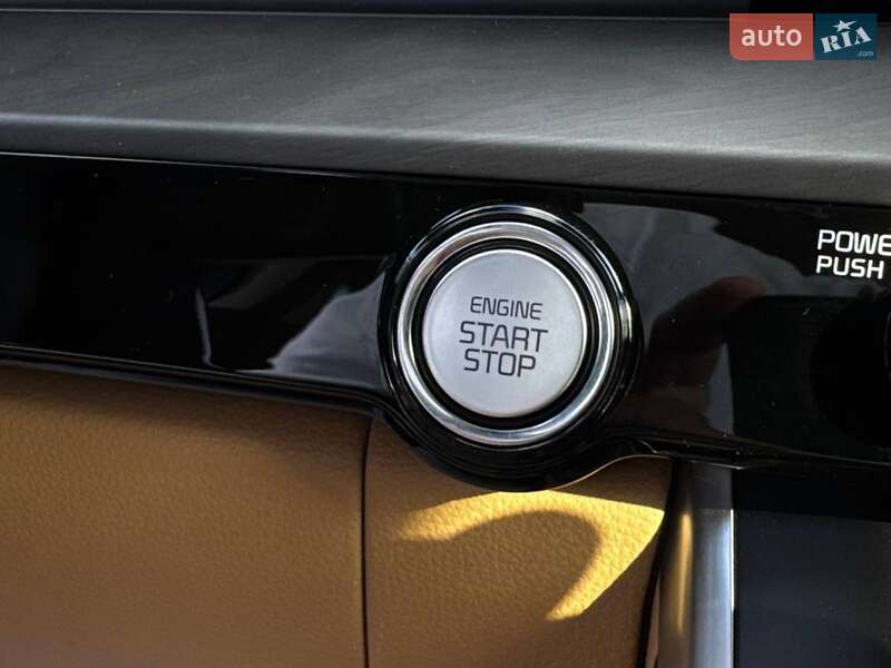 Мінівен Kia Carnival 2021 в Києві фото 17 Мінівен Kia Carnival 2021 в Києві