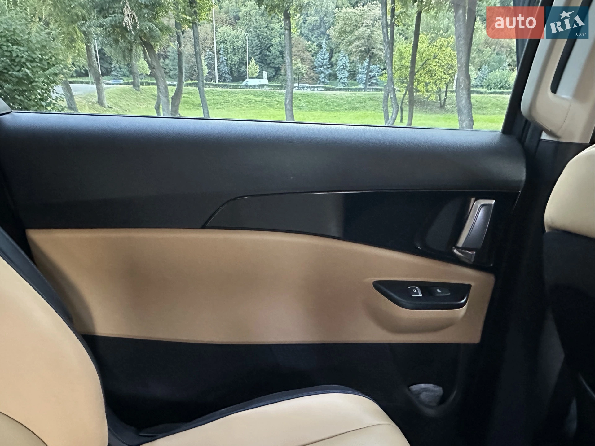2020 Kia Carnival - мініатюра 64