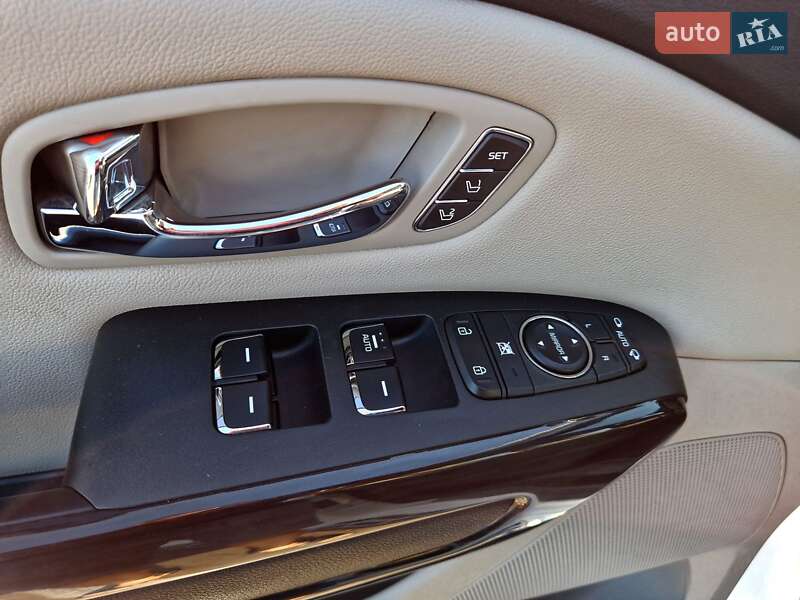 Минивэн Kia Carnival 2018 в Одессе