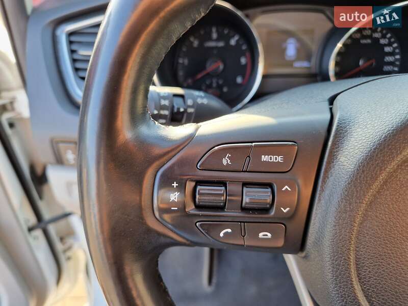 Минивэн Kia Carnival 2018 в Одессе