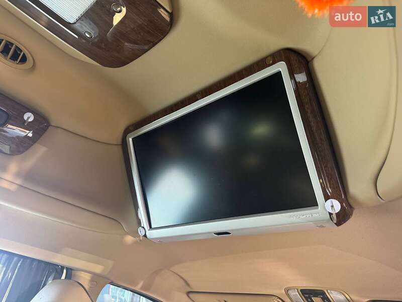 Минивэн Kia Carnival 2017 в Львове