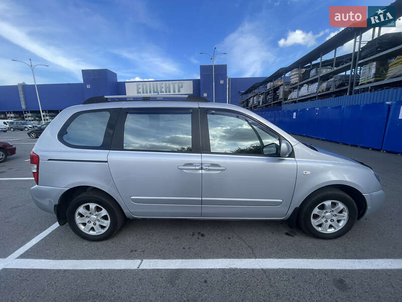 Минивэн Kia Carnival 2008 в Днепре фото 5 Минивэн Kia Carnival 2008 в Днепре