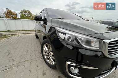 Мінівен Kia Carnival 2014 в Києві