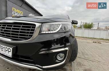 Мінівен Kia Carnival 2014 в 