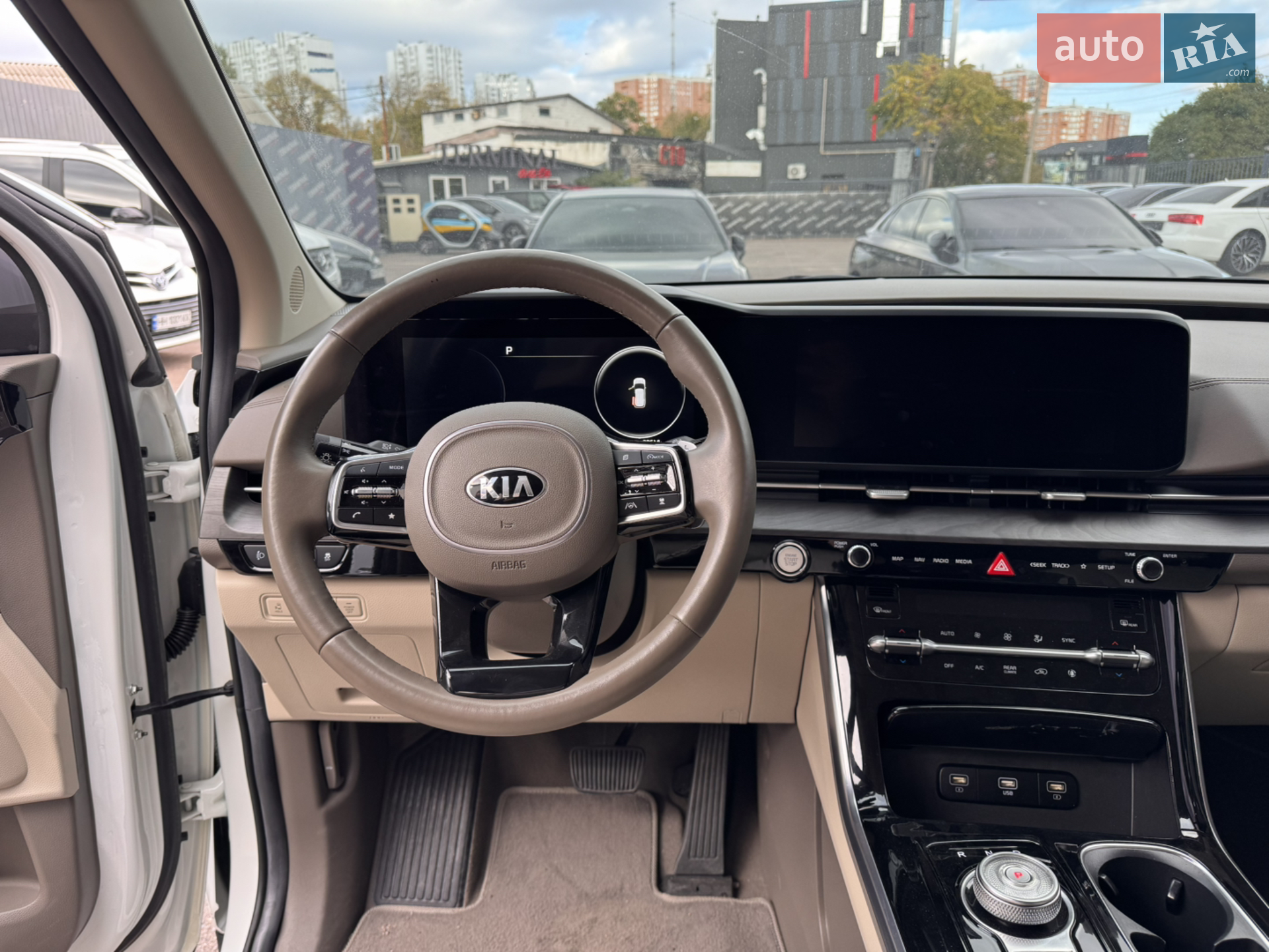 2020 Kia Carnival - мініатюра 7