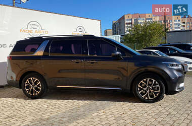 Минивэн Kia Carnival 2021 в 