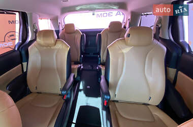 Минивэн Kia Carnival 2021 в 