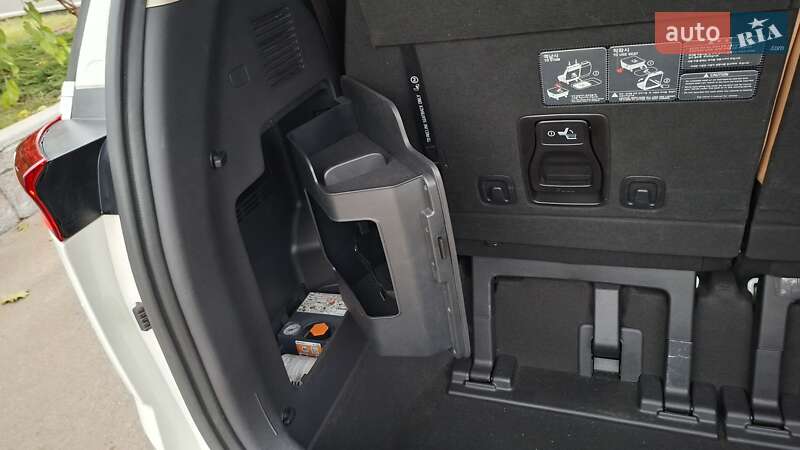 Минивэн Kia Carnival 2021 в Киеве фото 18 Минивэн Kia Carnival 2021 в Киеве