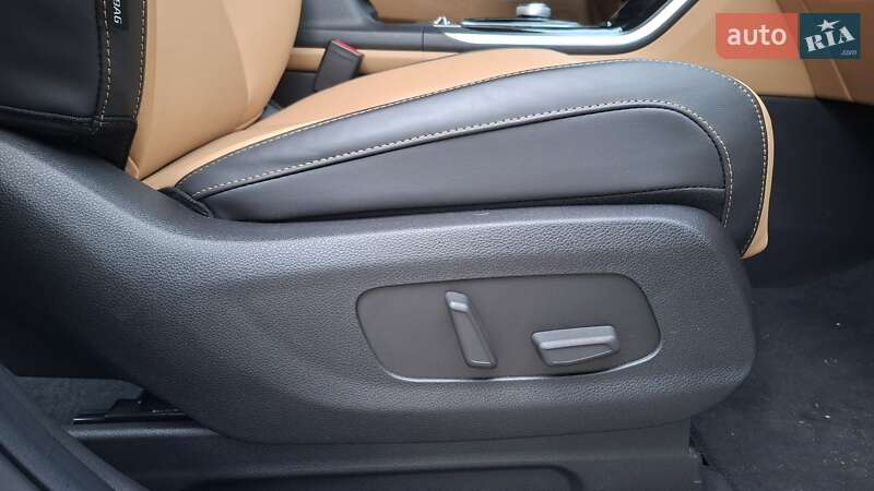 Минивэн Kia Carnival 2021 в Киеве фото 62 Минивэн Kia Carnival 2021 в Киеве