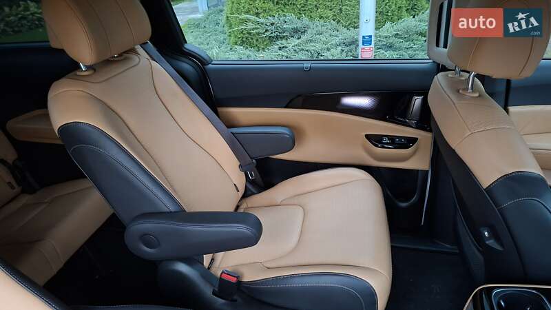 Минивэн Kia Carnival 2021 в Киеве фото 66 Минивэн Kia Carnival 2021 в Киеве