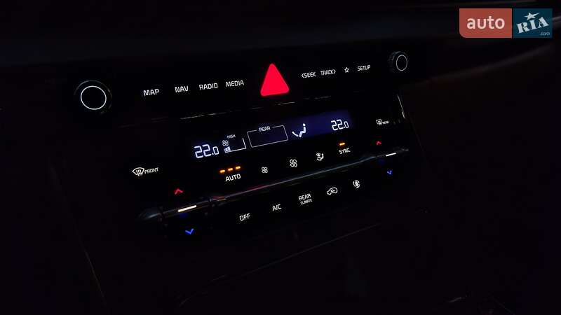 Минивэн Kia Carnival 2021 в Киеве фото 80 Минивэн Kia Carnival 2021 в Киеве