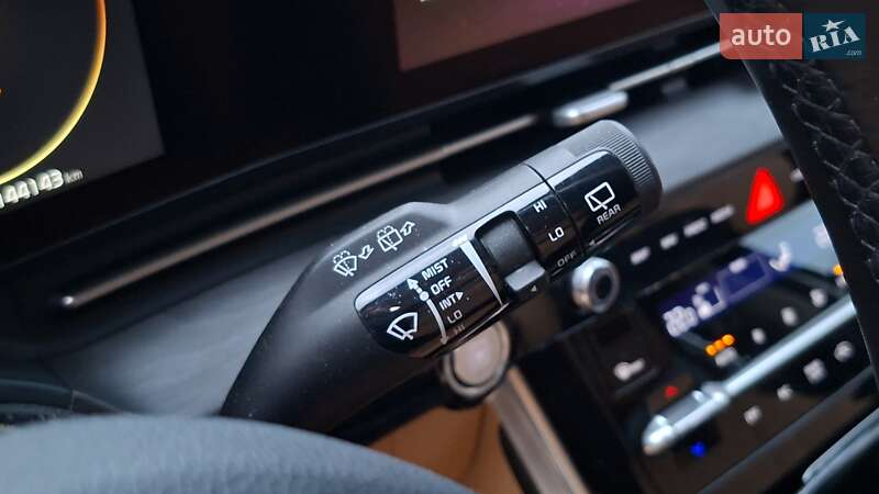 Минивэн Kia Carnival 2021 в Киеве фото 85 Минивэн Kia Carnival 2021 в Киеве