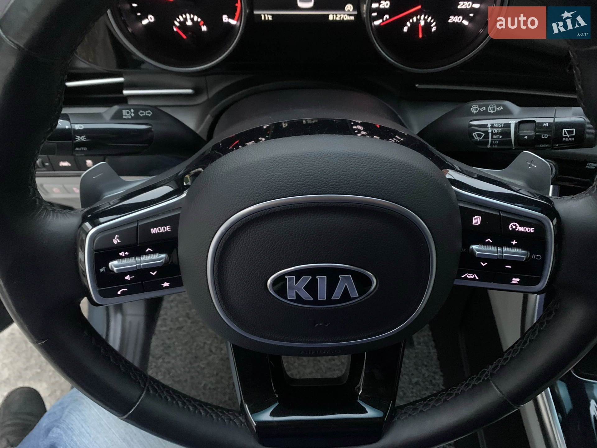 2020 Kia Carnival - мініатюра 19