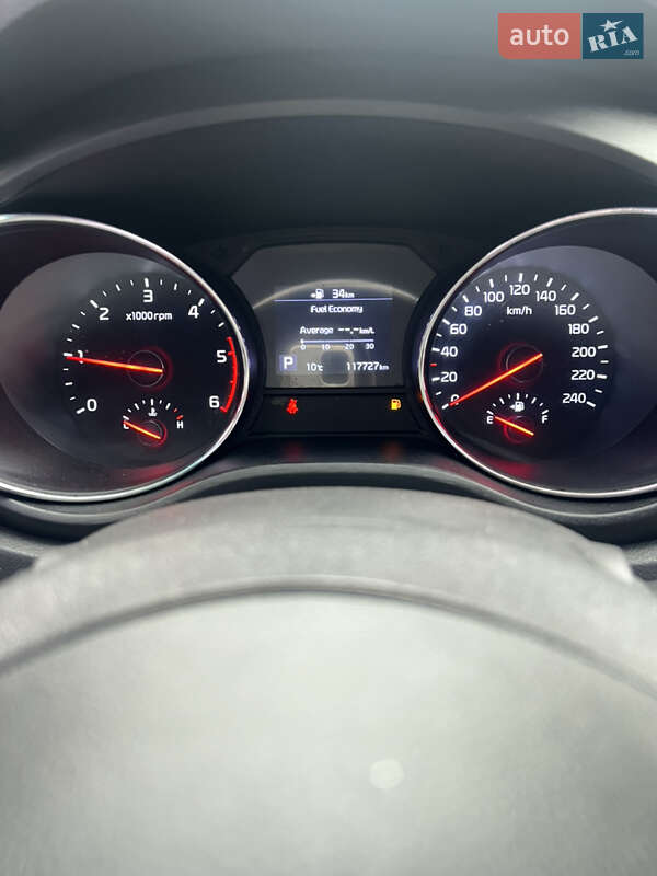 Мінівен Kia Carnival 2019 в Одесі