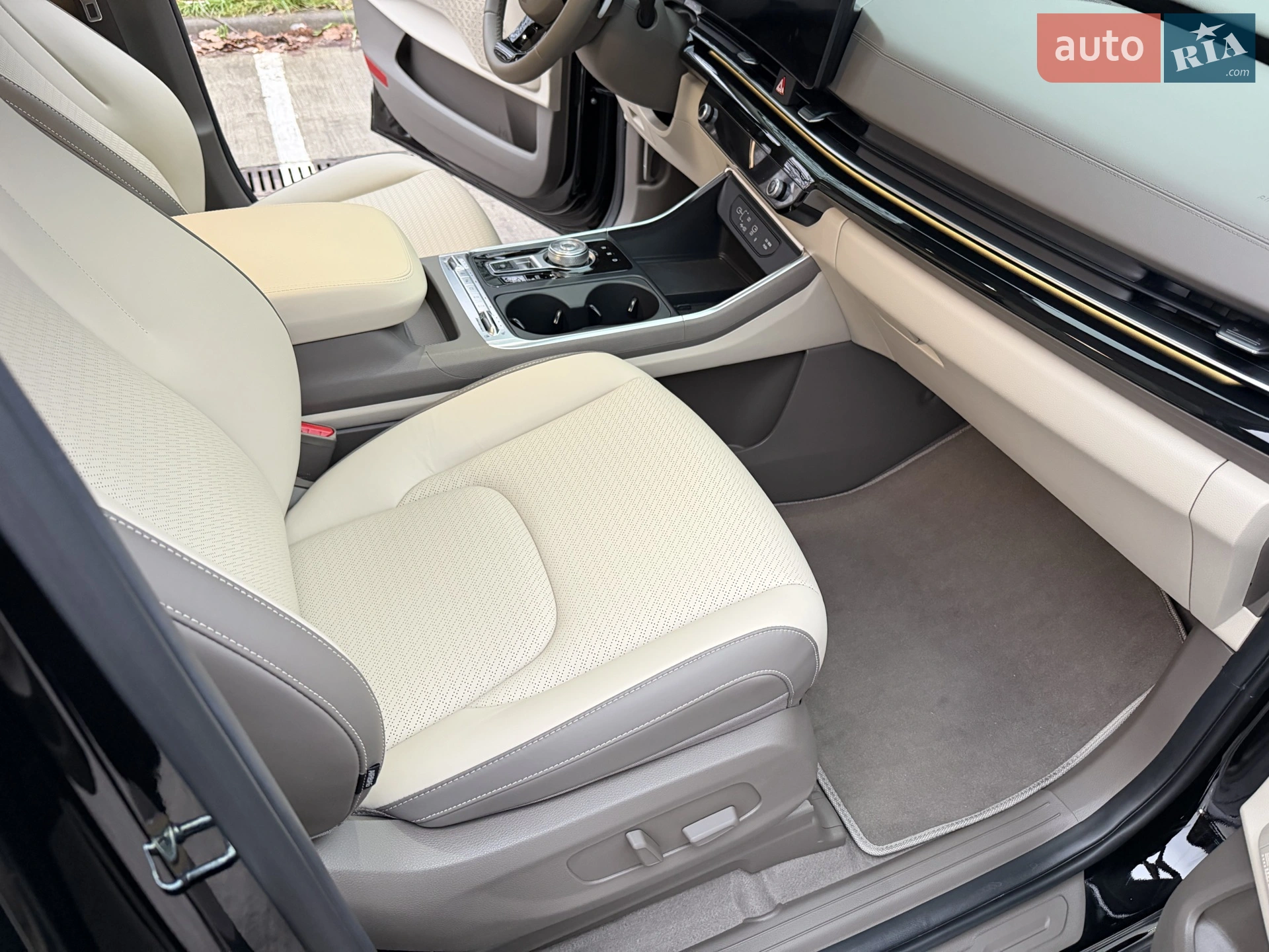 2024 Kia Carnival - мініатюра 37