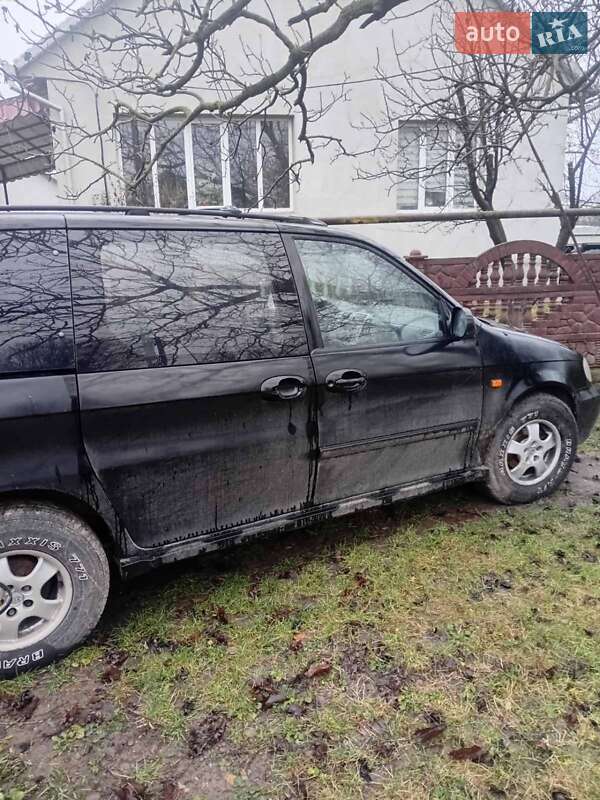 Минивэн Kia Carnival 2006 в Хотине фото 2 Минивэн Kia Carnival 2006 в Хотине