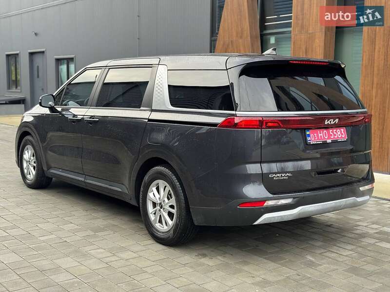 Минивэн Kia Carnival 2023 в Луцке