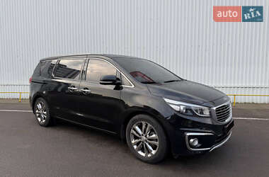 Мінівен Kia Carnival 2018 в Луцьку