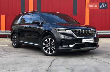 Минивэн Kia Carnival 2021 в Киеве