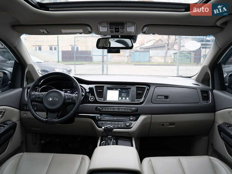 Мінівен Kia Carnival 2014 в Одесі