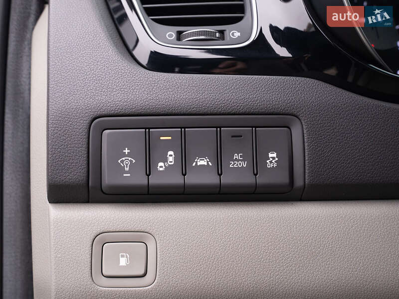 Мінівен Kia Carnival 2014 в Одесі