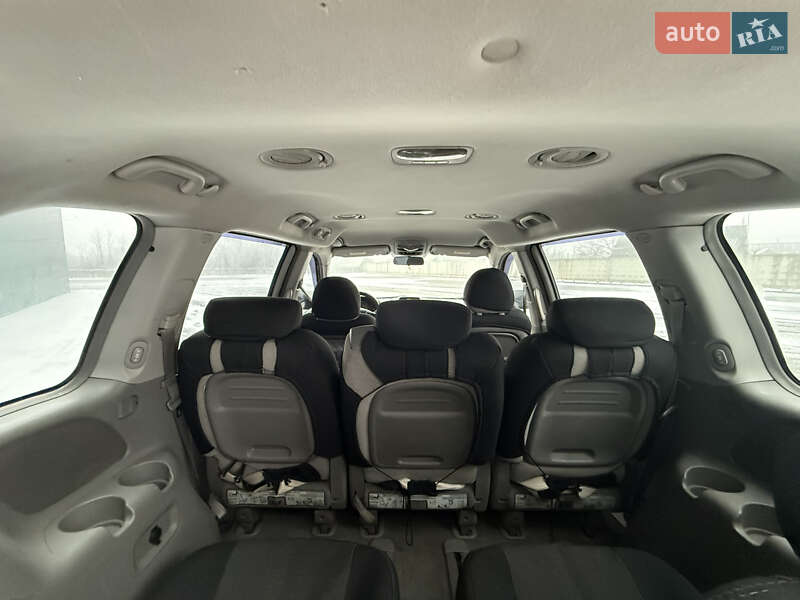 Минивэн Kia Carnival 2007 в Мукачево фото 24 Минивэн Kia Carnival 2007 в Мукачево