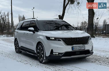 Минивэн Kia Carnival 2021 в Киеве