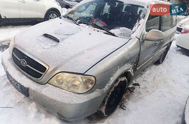 Минивэн Kia Carnival 2003 в Ирпене