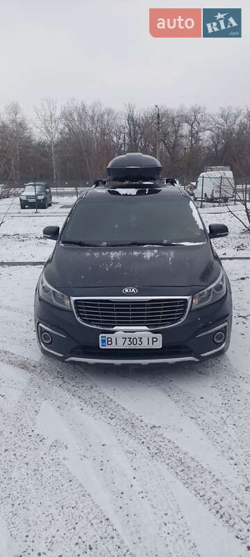 Минивэн Kia Carnival 2014 в Полтаве