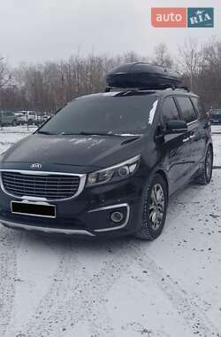 Минивэн Kia Carnival 2014 в Полтаве