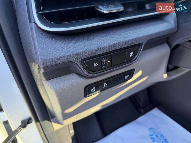 Минивэн Kia Carnival 2024 в Киеве фото 14 Минивэн Kia Carnival 2024 в Киеве