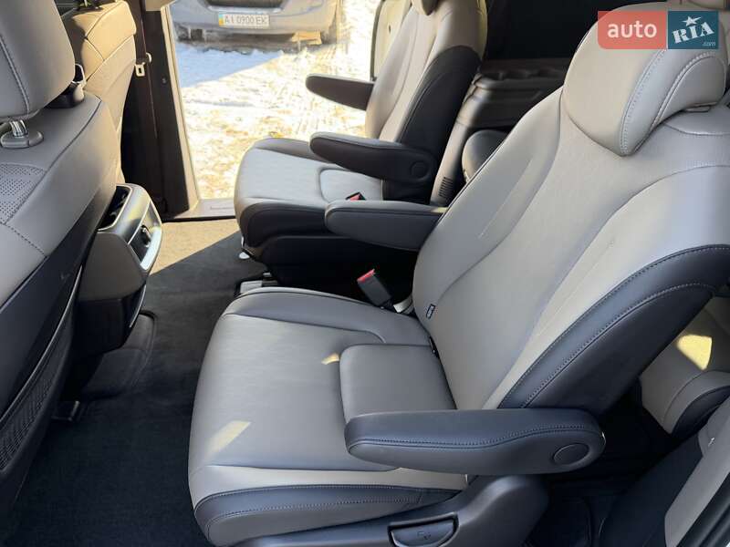 Минивэн Kia Carnival 2024 в Киеве фото 19 Минивэн Kia Carnival 2024 в Киеве