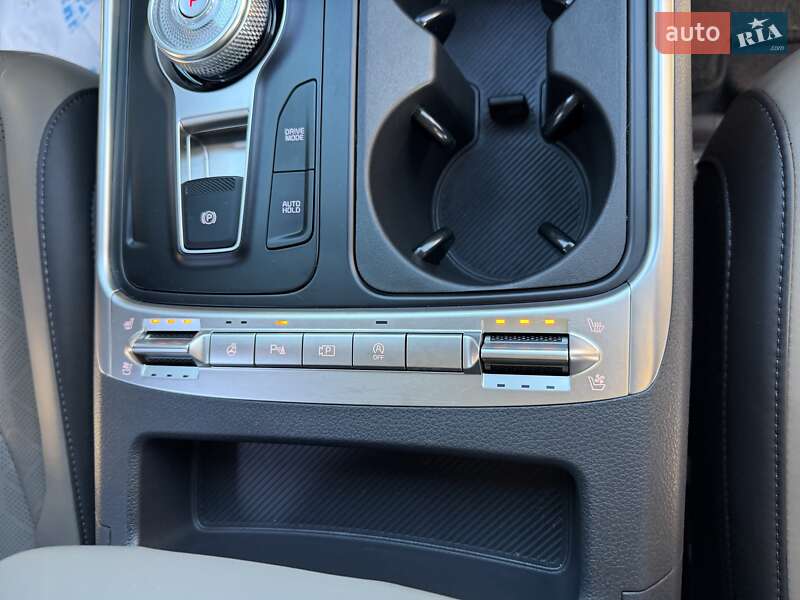 Минивэн Kia Carnival 2024 в Киеве фото 26 Минивэн Kia Carnival 2024 в Киеве