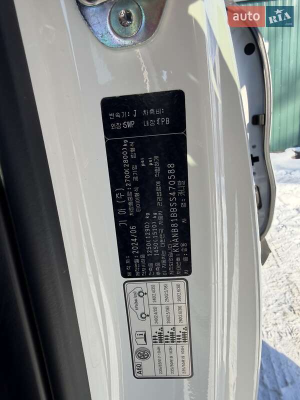 Минивэн Kia Carnival 2024 в Киеве фото 33 Минивэн Kia Carnival 2024 в Киеве