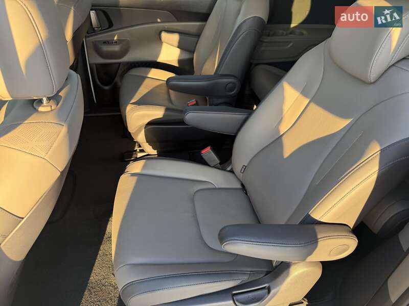 Минивэн Kia Carnival 2024 в Киеве фото 28 Минивэн Kia Carnival 2024 в Киеве