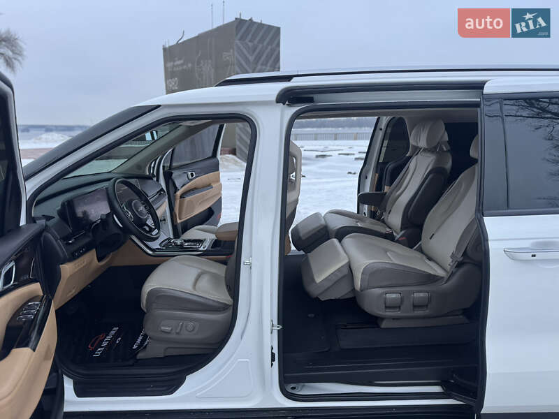 Минивэн Kia Carnival 2021 в Киеве фото 34 Минивэн Kia Carnival 2021 в Киеве